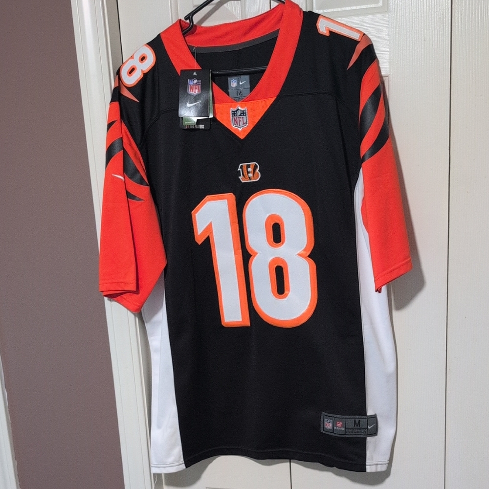 Nike Men's Medium Black and Orange Aj Green Cincinnati Bengals NFL Jersey